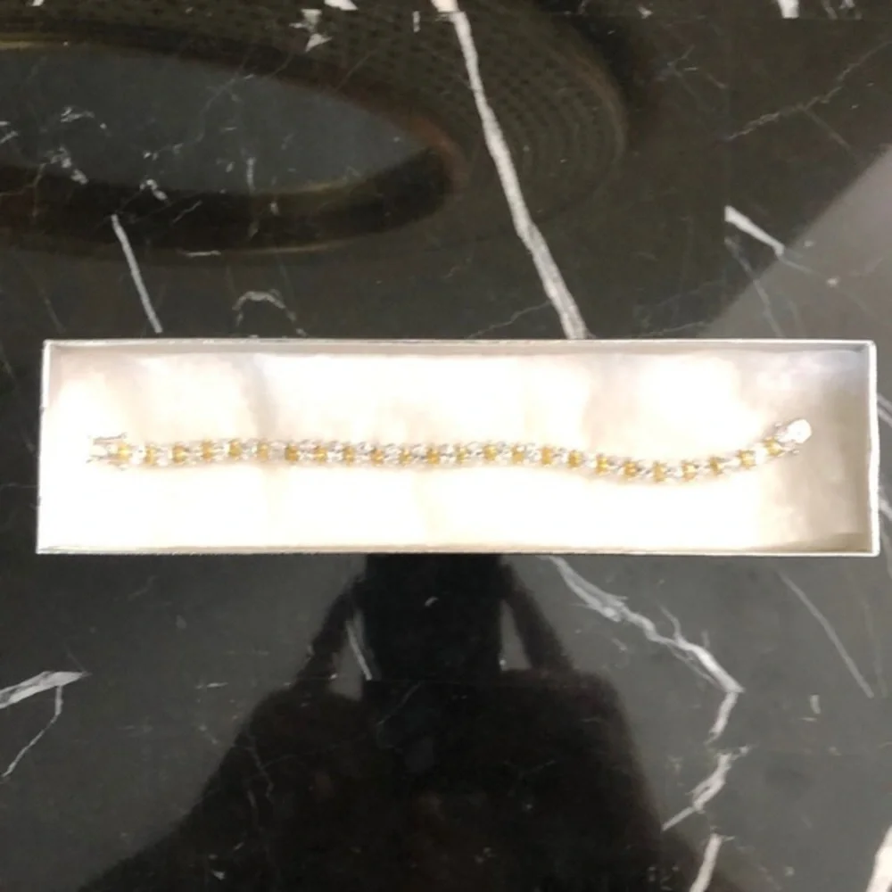 Cubic zirconia clear and yellow stone Bracelett - Picture 2 of 6